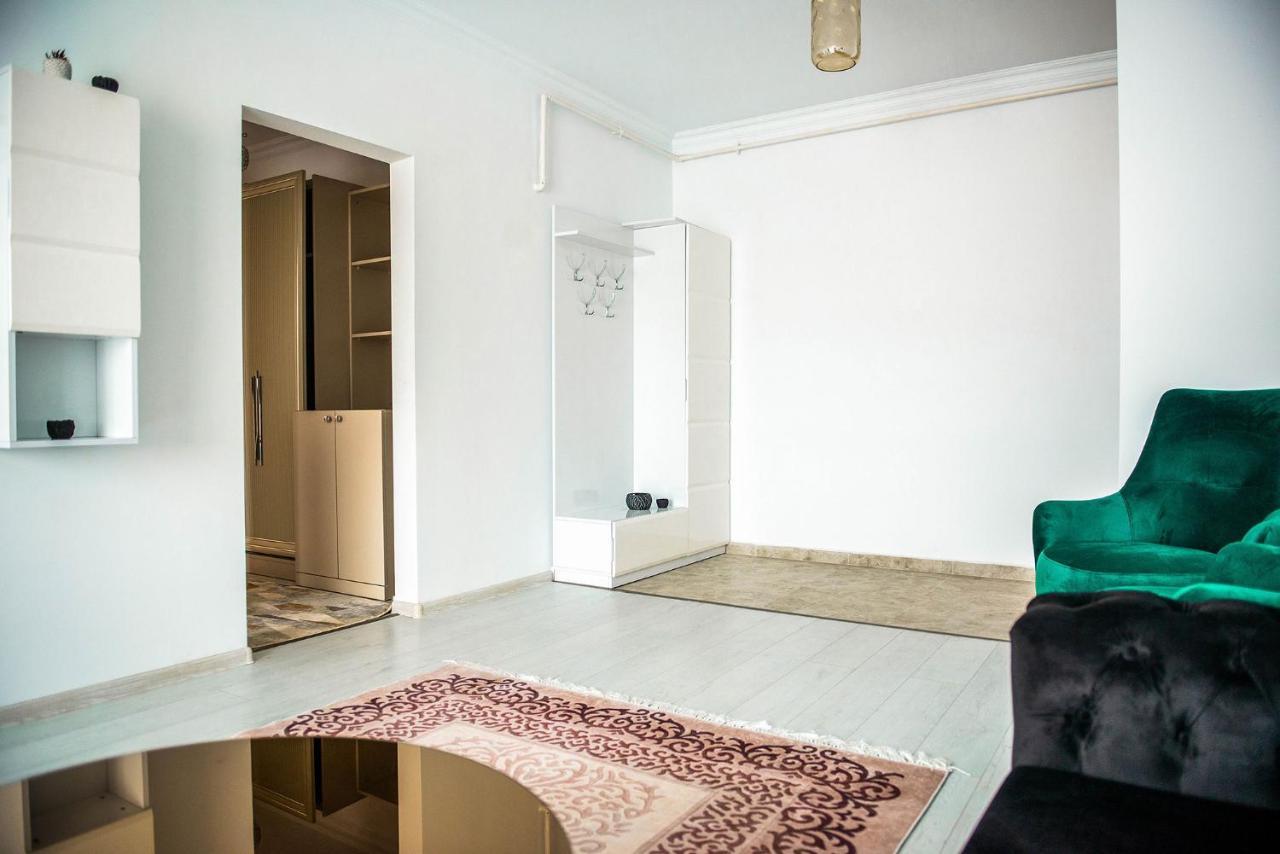 Konak Solid Residence Mamaia Butoaie Exteriör bild