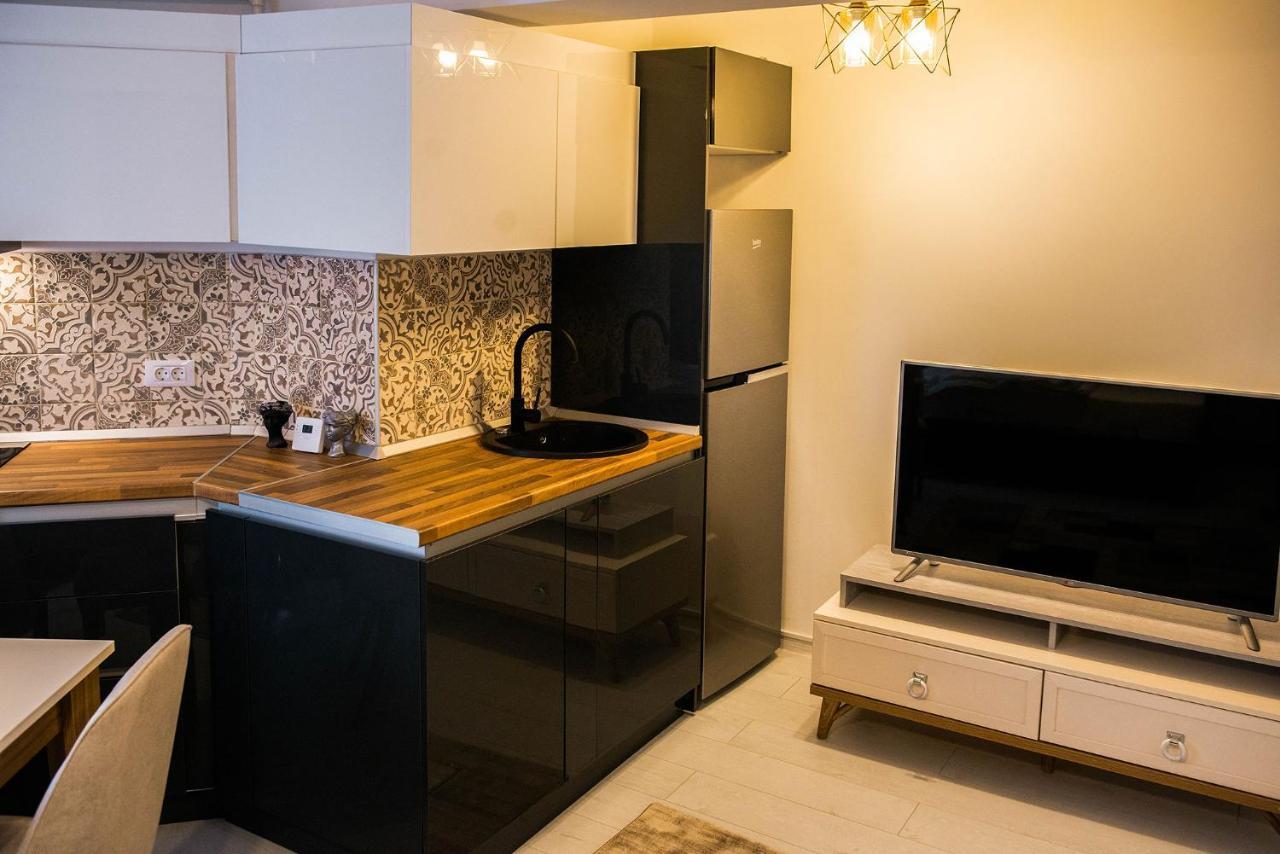 Konak Solid Residence Mamaia Butoaie Exteriör bild